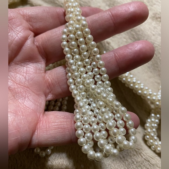 Vintage 1960’s ,bright white iridescent Elegant Pearl wrap tie belt with Tassels main image 5